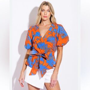 Flying Tomato sign me up woven top size S